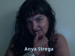 Anya_Strega