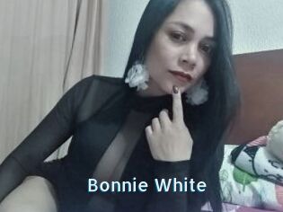 Bonnie_White