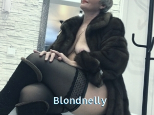 Blondnelly