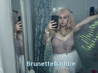 Brunettebaddie