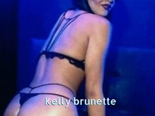 Kelly_brunette