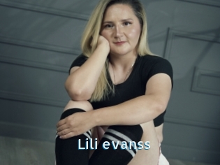 Lili_evanss